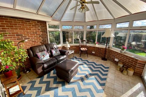 11 Whattons Close, Sedgebrook, Grantham, NG32 2EX