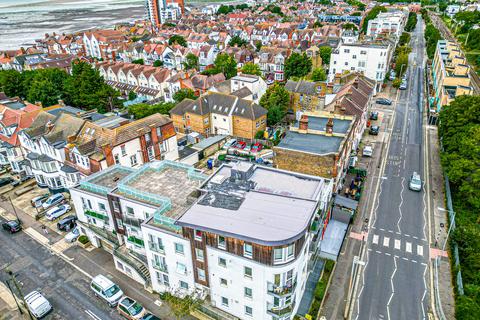 2 bedroom flat for sale, Palmerston Road, Westcliff-on-sea, SS0