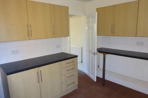 2 bedroom terraced house to rent, Bill Street Road, Rochester ME2