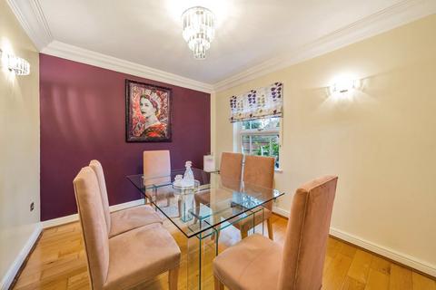 5 bedroom detached house for sale, Flower Lane, Mill Hill, London, NW7