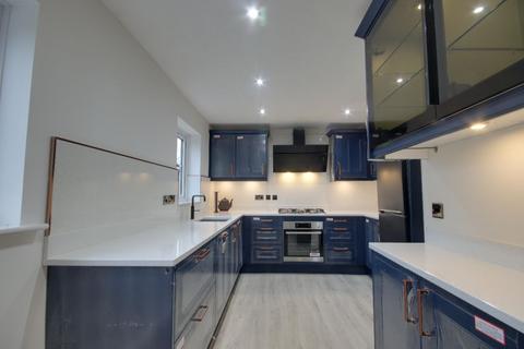 3 bedroom terraced house for sale, Mellor Close, Blackburn. Lancs. BB2 7FL