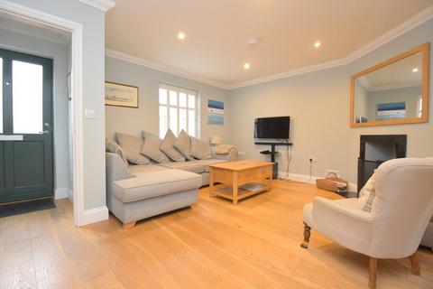 3 bedroom end of terrace house for sale - Brook Street, Woodbridge, Suffolk, IP12