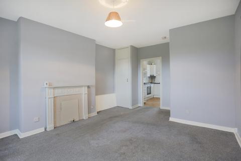 2/3 Redbraes Place, Edinburgh, EH7 4LL