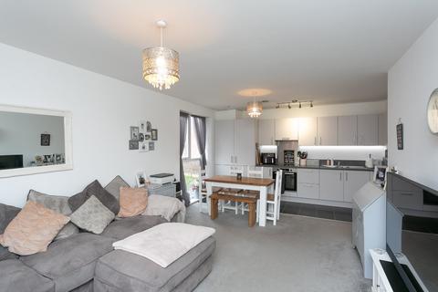 2 bedroom apartment for sale - Barnes Wallis Way, Bricket Wood, St. Albans, Hertfordshire, AL2