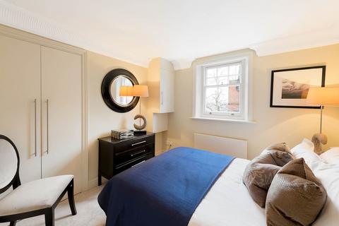 3 bedroom flat to rent, Rutland Court, 21-23 Draycott Place, Chelsea, London