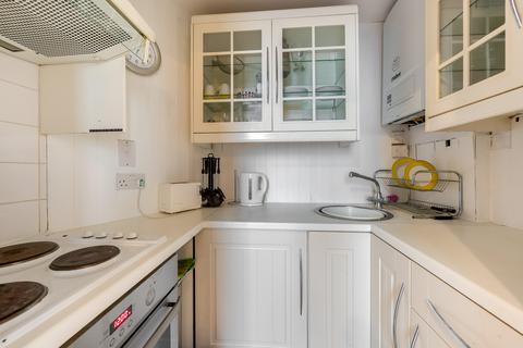 1 bedroom apartment to rent, Warwick Way, London, SW1V