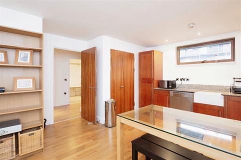 2 bedroom flat for sale, Advent 3, Isaac Way, Manchester