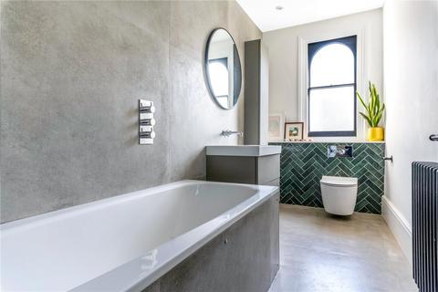 70 Breakspears Road, London, SE4 1TS