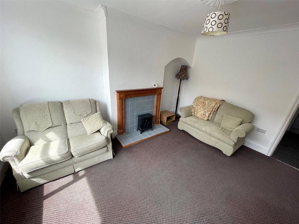 Moor End Road, Mount Tabor, Halifax, HX2 2 bed terraced house for sale