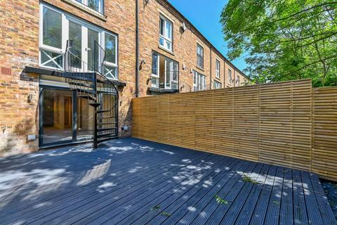 4 bedroom terraced house for sale, St Pauls Mews, Camden, London, NW1