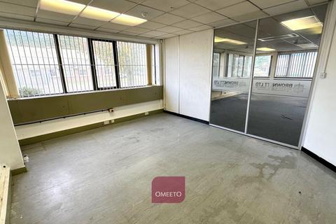 Office to rent, Castle Donington DE74