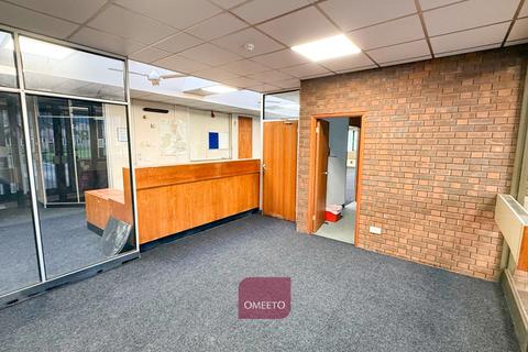 Office to rent, Castle Donington DE74