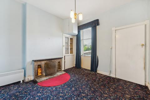 14 Golf Road, Clarkston, Glasgow, G76 7LZ