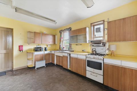 14 Golf Road, Clarkston, Glasgow, G76 7LZ