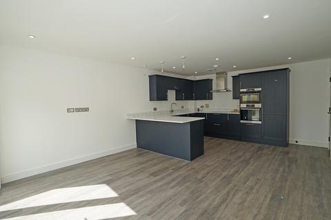 2 bedroom apartment for sale, Station Road, Hampshire PO11