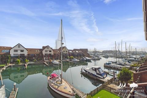 4 bedroom townhouse for sale, Carne Place, Portsmouth PO6