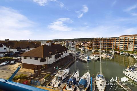 2 bedroom apartment for sale, Oyster Quay, Portsmouth PO6
