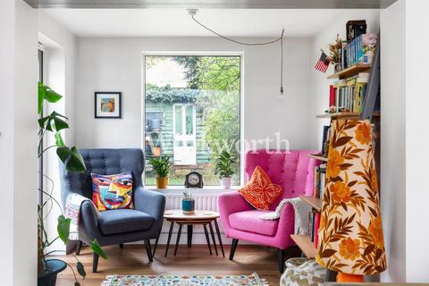 Flat 1, 104 Raleigh Road, London, N8 0JA