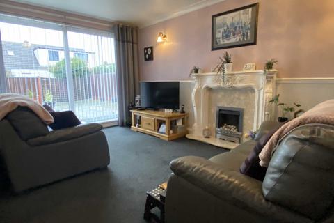 2 bedroom semi-detached house for sale, Rochdale Road, Royton