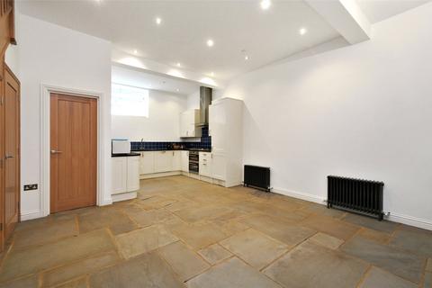 4 bedroom terraced house to rent, Devonport Mews, London, W12