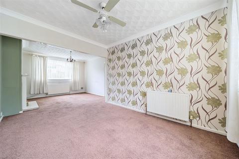 3 bedroom semi-detached house for sale, Heacham Drive, Leicester