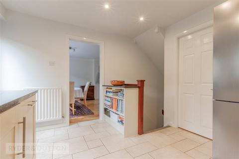 6 Sykes Close, Greenfield, Oldham, OL3 7PT