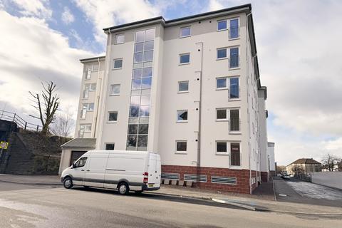 2 bedroom flat to rent, Squire Street, Glasgow G14