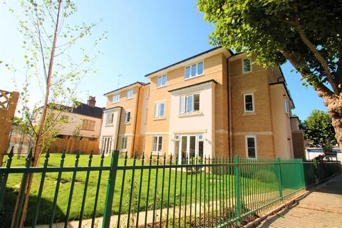 2 bedroom apartment for sale, Sidney Road, Sidney Road, Staines-Upon-Thames, Middlesex, TW18