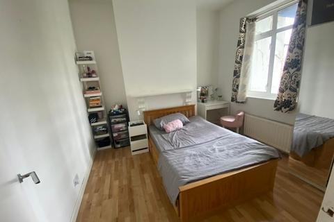 61 Romford Road, Manor Park, London, E15 4LY