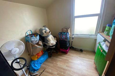 61 Romford Road, Manor Park, London, E15 4LY