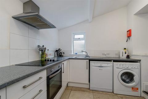 6 bedroom terraced house for sale, Grand Parade, Plymouth PL1