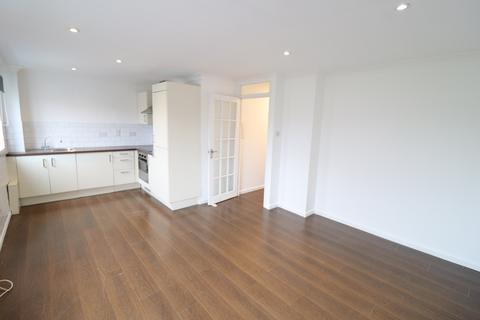 39 Benyon Path, South Ockendon, RM15 6PE
