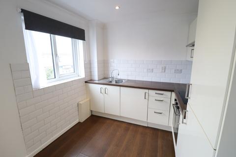 39 Benyon Path, South Ockendon, RM15 6PE