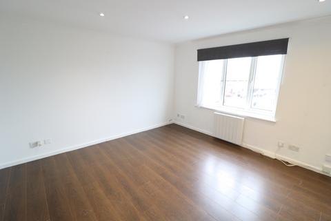 39 Benyon Path, South Ockendon, RM15 6PE