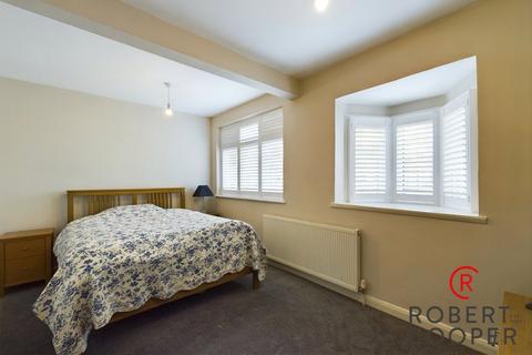 6 Torrington Road, Ruislip, HA4 0AT