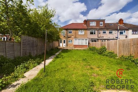 6 Torrington Road, Ruislip, HA4 0AT