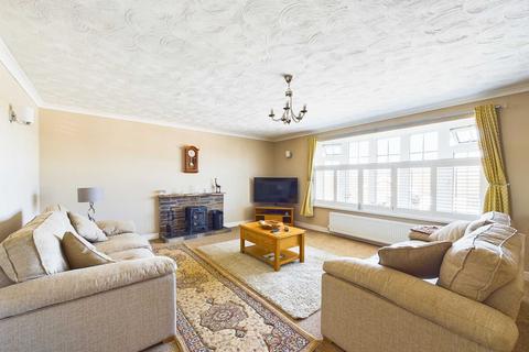 18 Beacon Park, Pelynt, Looe, PL13 2PQ
