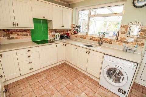 81 Hillside Road, Portishead, Bristol, BS20 8LJ