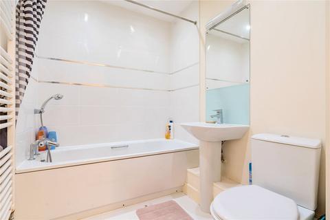 2 bedroom apartment for sale, The Causeway, Petersfield, Hampshire, GU31