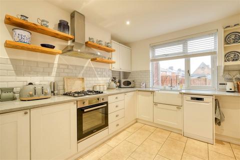 3 bedroom semi-detached house for sale - Wyche Cottage Shaw Lane, Stoke Prior, Bromsgrove, B60 4EH