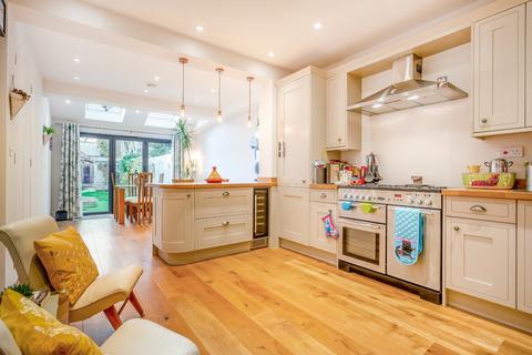 4 bedroom end of terrace house for sale, Church Street, Cirencester, Gloucestershire, GL7