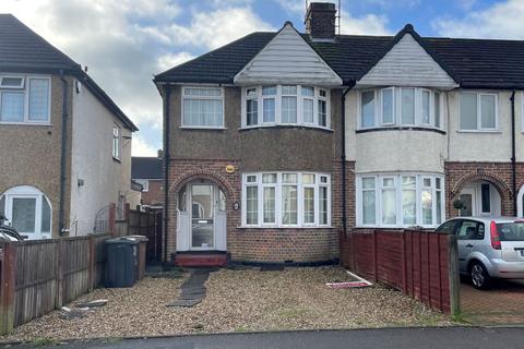 3 bedroom end of terrace house for sale - 28 Hurst Way, Luton, Bedfordshire, LU3 2SQ