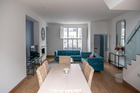 3 bedroom house for sale, Addison Avenue, Holland Park, London, Royal borough of Kensington and Chelsea, W11