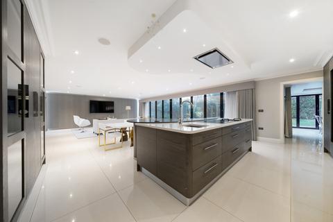 5 bedroom detached house for sale, Sundridge Avenue, Bromley