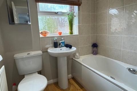 21 Falcon Way, Sleaford, NG34 7UA