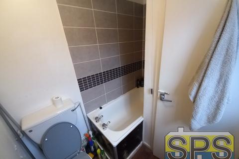17 Darnley Street, Stoke-on-trent, ST4 2BH