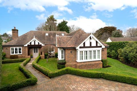 4 bedroom detached house for sale, Two Dells Lane, Ashley Green HP5