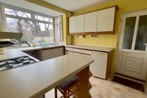 3 bedroom semi-detached house for sale - Wollaton Road, Bradway, S17 4LF