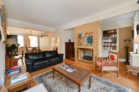 3 bedroom apartment to rent, Old Brompton Road, SW5