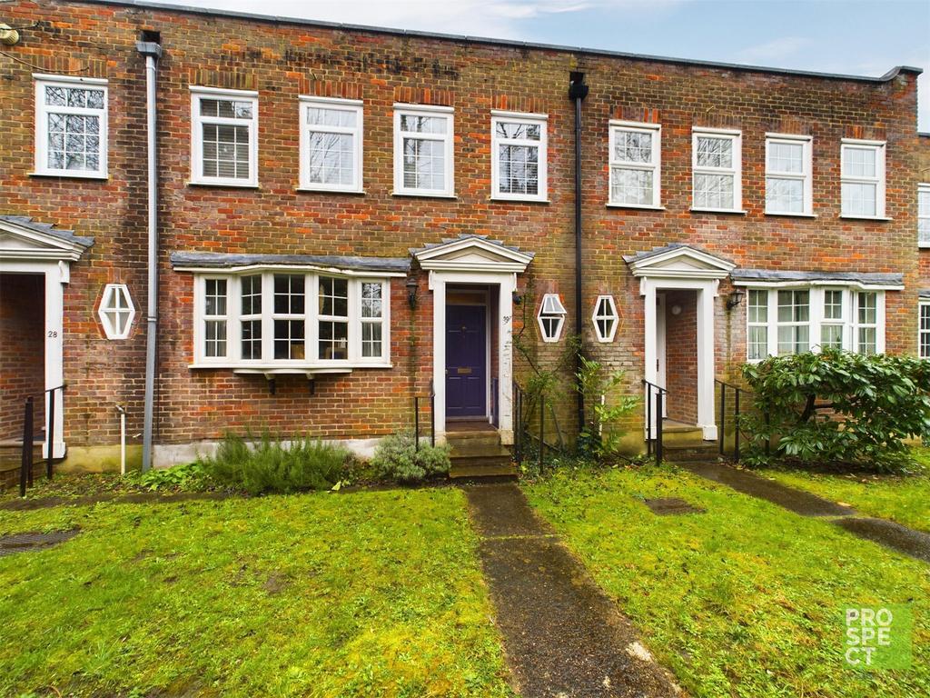 The Farthingales, Maidenhead... 3 bed terraced house £2,250 pcm (£519 pw)